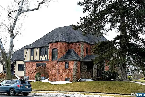 632 Belgrove Drive, Kearny, NJ 07032