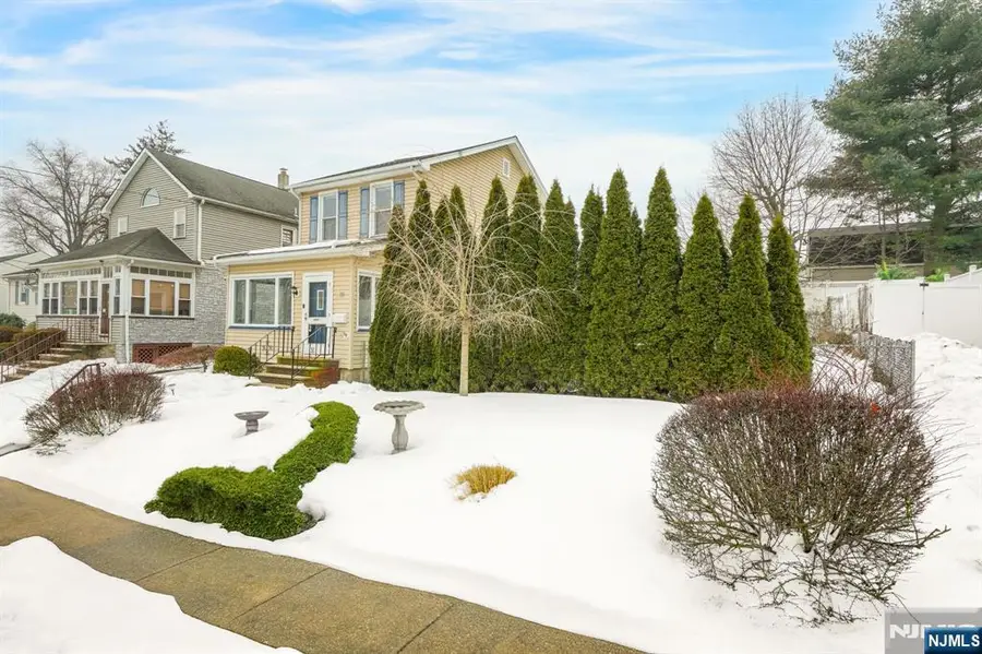 31 Emily Avenue, Nutley, NJ 07110 - #3