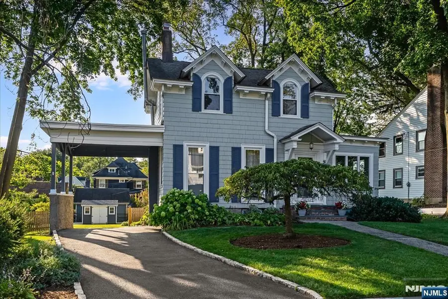 40 Franklin Place, Montclair, NJ 07042 - #3