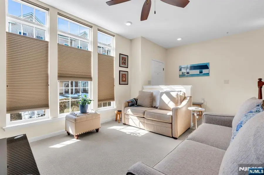 17 Jasmine Lane 1109, Garfield, NJ 07026 - #3