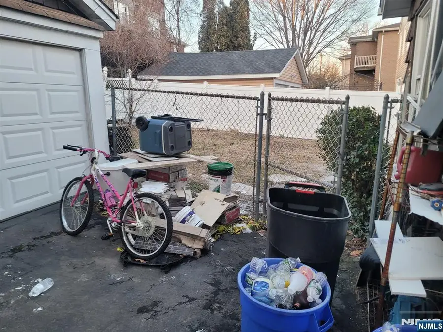 709 Kingsland Avenue, Ridgefield, NJ 07657 - #3