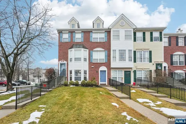 1294 Hibiscus Court, Mahwah, NJ 07430