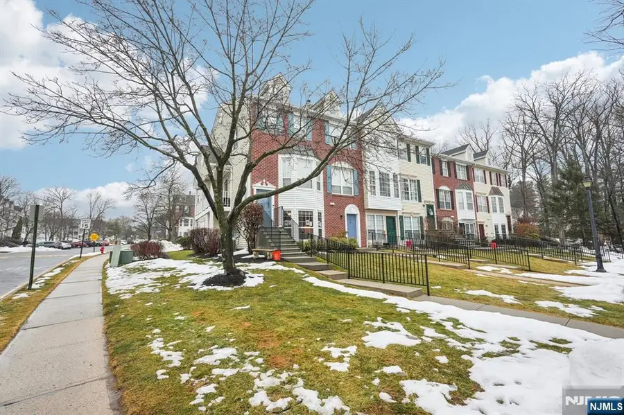 1294 Hibiscus Court, Mahwah, NJ 07430 - #2