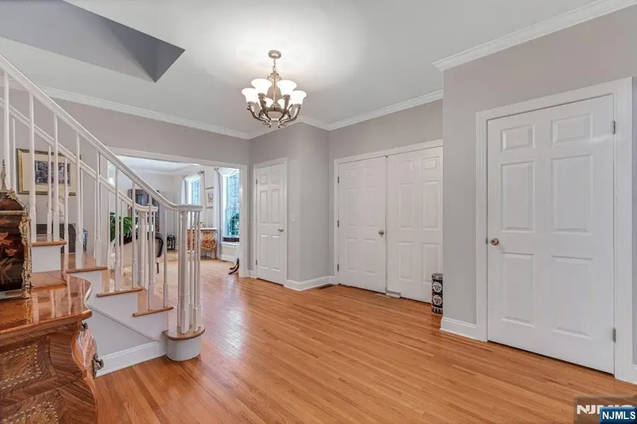 16 Lenape Trail, Montclair, NJ 07043 - #2