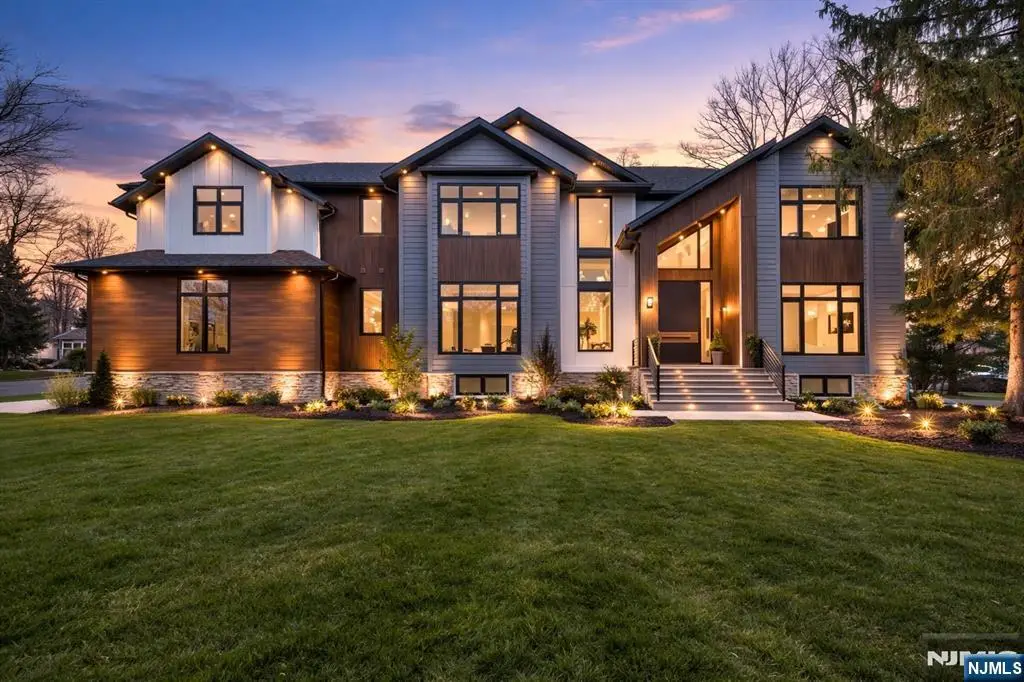 17 Belvedere Drive, Livingston, NJ 07039 - #1