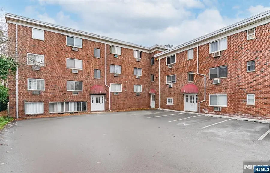 61 Union Avenue D3, Belleville, NJ 07109 - #2