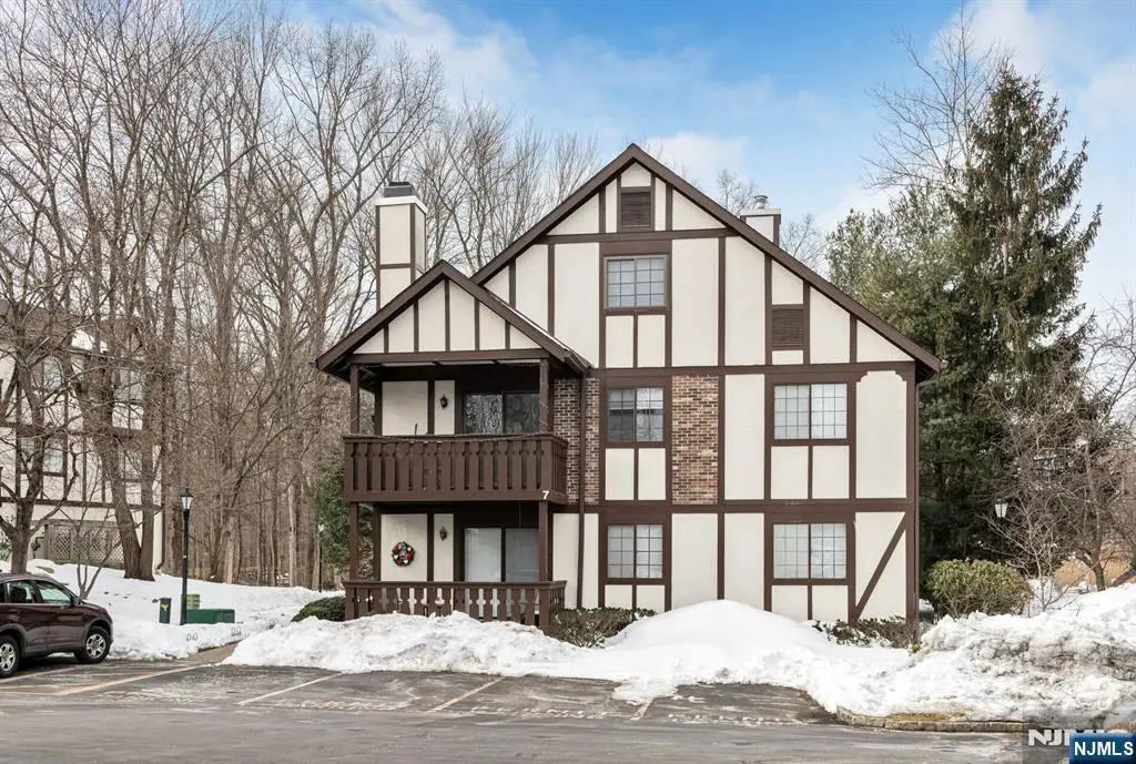 707 Thoreau Court, Mahwah, NJ 07430 - #1