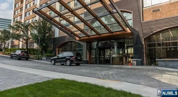 250 Gorge Road 7-H, Cliffside Park, NJ 07010