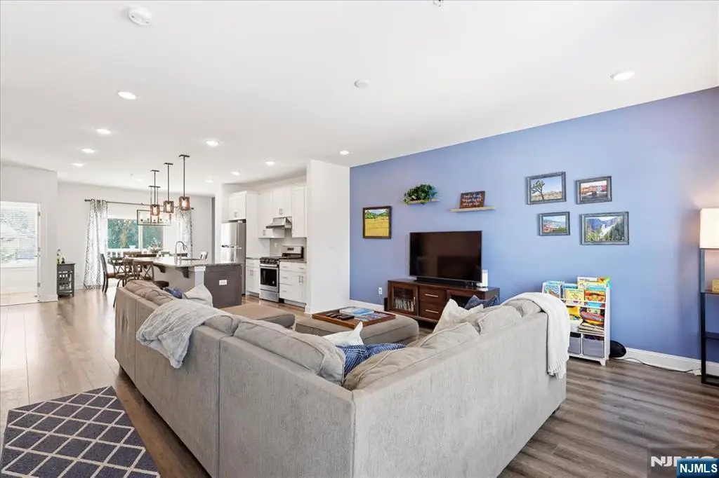 905 Abbe Road, Little Falls, NJ 07424 - #1