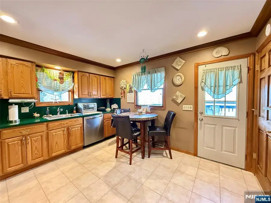 50 Glen Avenue, Hardyston, NJ 07460 - #3