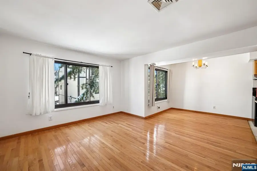 1491 John Street 10, Fort Lee, NJ 07024 - #3