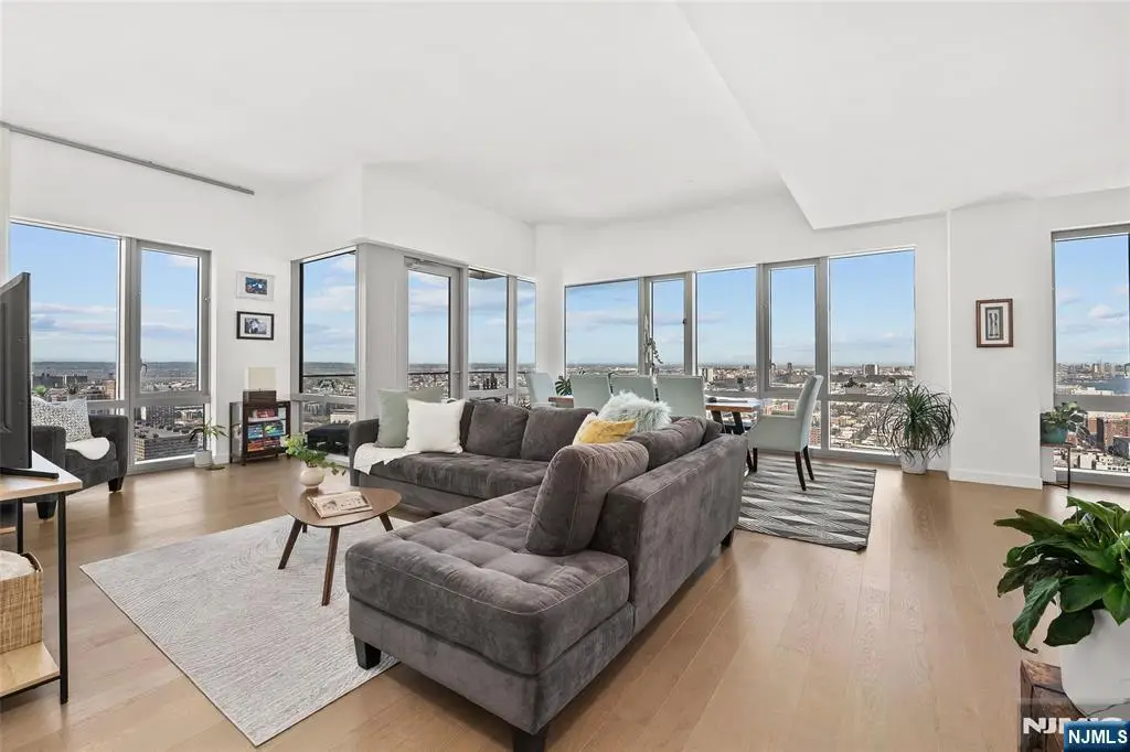 75 Park Lane PH3701, Jersey City, NJ 07310 - #1