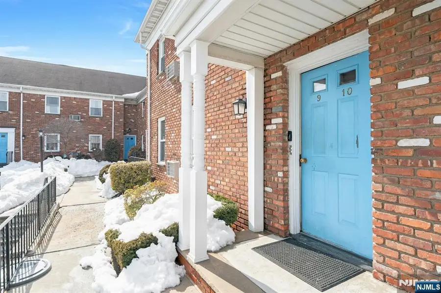 55 Schuyler Avenue 9, North Arlington, NJ 07031 - #2