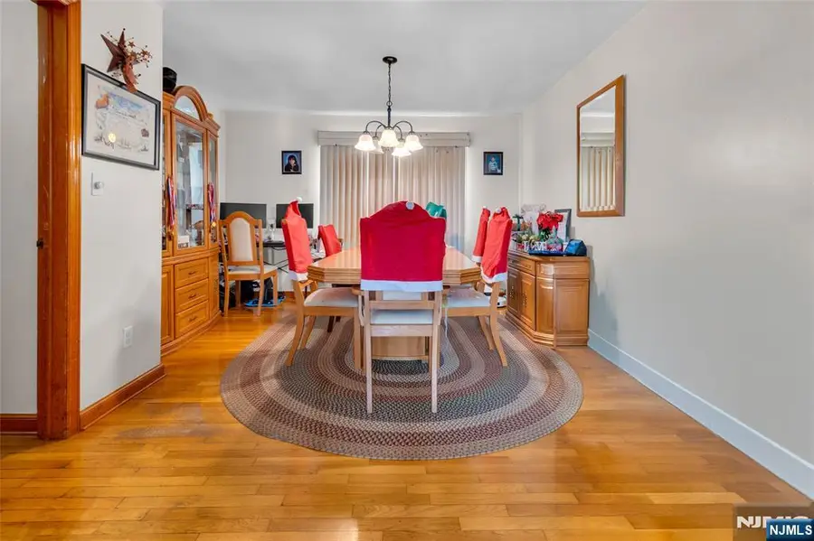 20 Bergen Avenue, North Arlington, NJ 07031 - #2