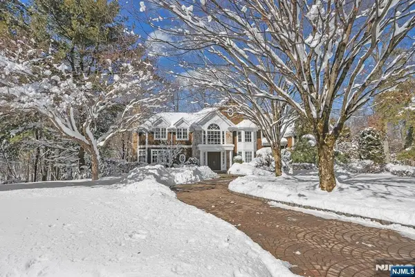 19 Academy Lane, Demarest, NJ 07627