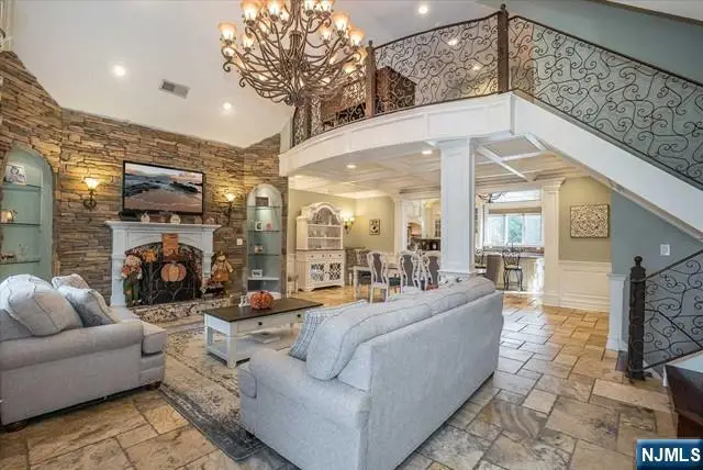 16 Lawrence Road, Wayne, NJ 07470 - #3