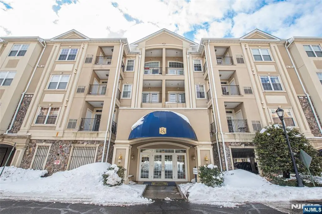 6105 Harcourt, Clifton, NJ 07013 - #1