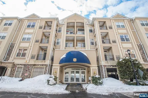 6105 Harcourt, Clifton, NJ 07013