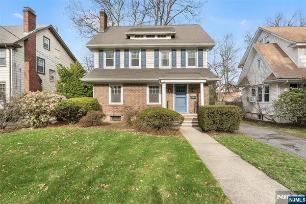 1342 Pennington Road, Teaneck, NJ 07666