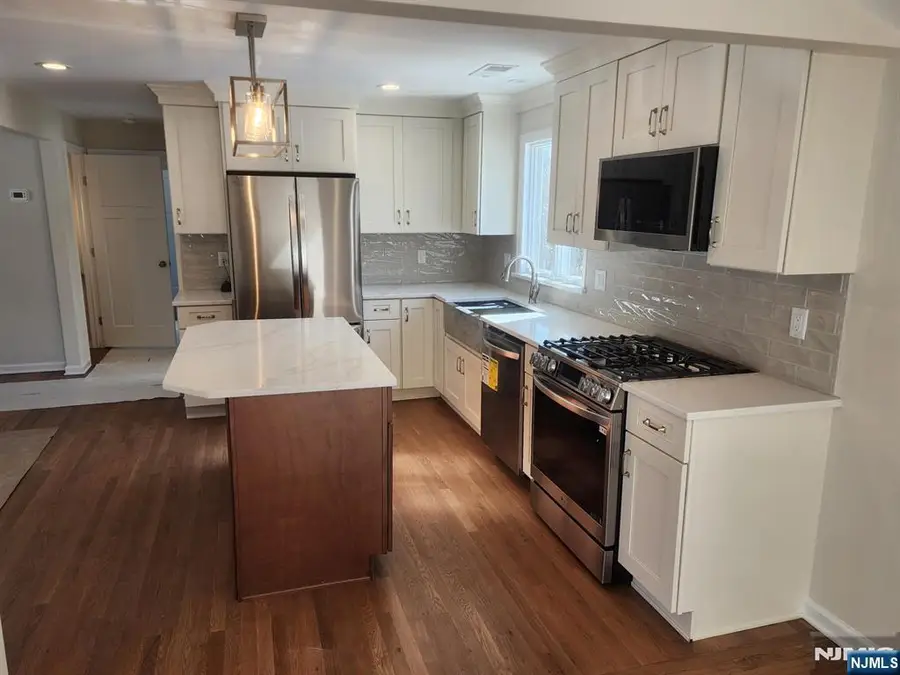 28 School Street, North Haledon, NJ 07508 - #3