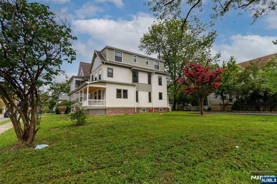 21 Dodd Street, East Orange, NJ 07017 - #2