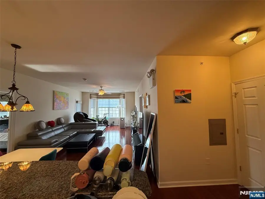 281 Cory Lane, Elmwood Park, NJ 07407 - #3