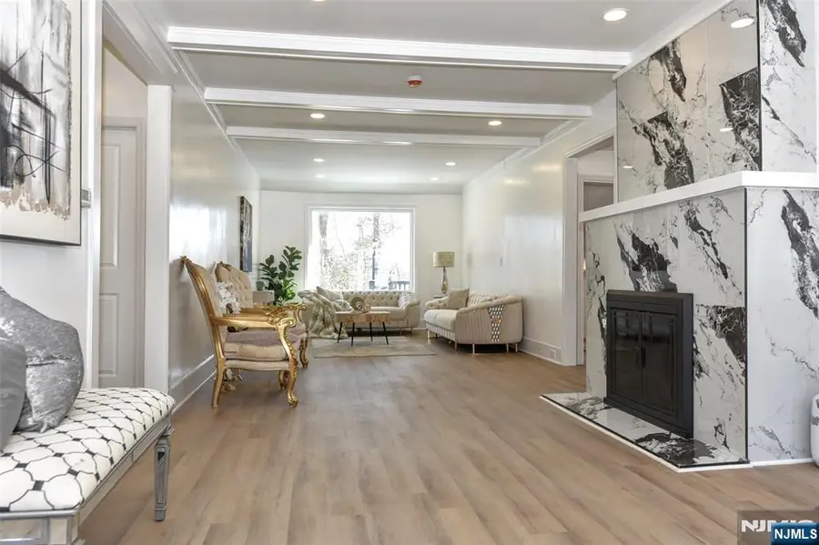 555 Lincoln Avenue, Glen Rock, NJ 07452 - #3