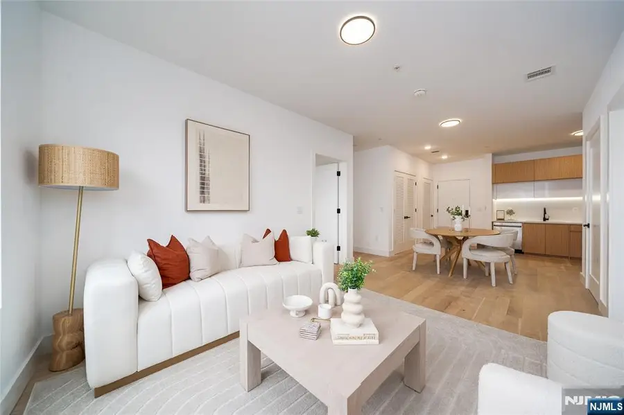 649 38th Street 509, Union City, NJ 07087 - #3