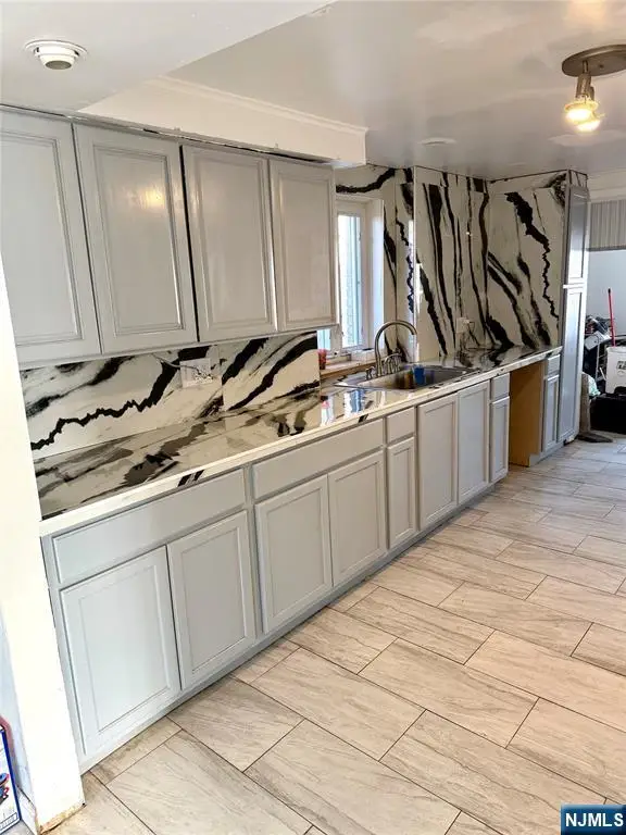 132 Union Street, Wood Ridge, NJ 07075 - #3