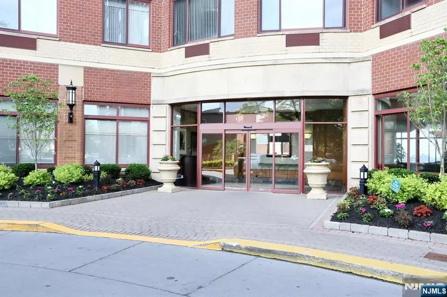 100 Old Palisade Road 1013, Fort Lee, NJ 07024 - #3