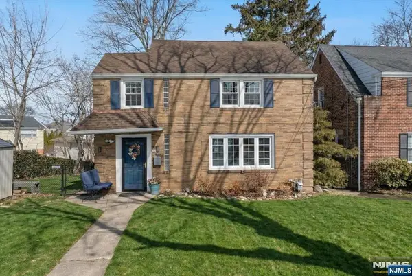 124 Hawthorne Avenue, Clifton, NJ 07011