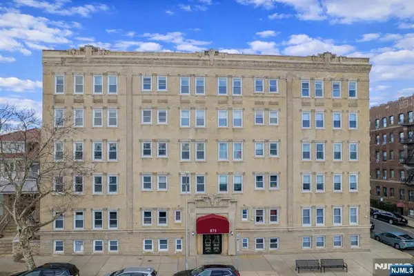 875 Boulevard E 35, Weehawken, NJ 07086