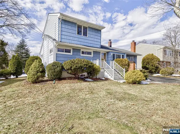 15 Glassboro Road, Par-troy Hills Twp., NJ 07054