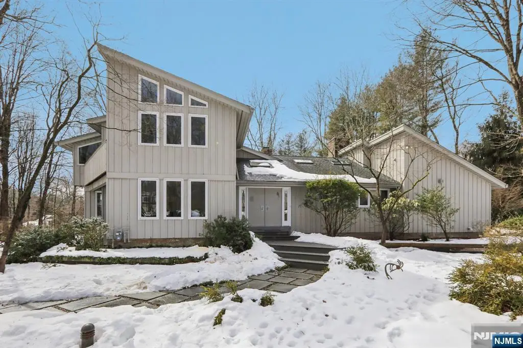 47 Hopper Farm Road, Upper Saddle River, NJ 07458 - #1