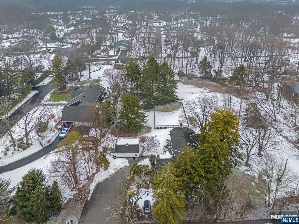 525 Franklin Avenue, Franklin Lakes, NJ 07417 - #1