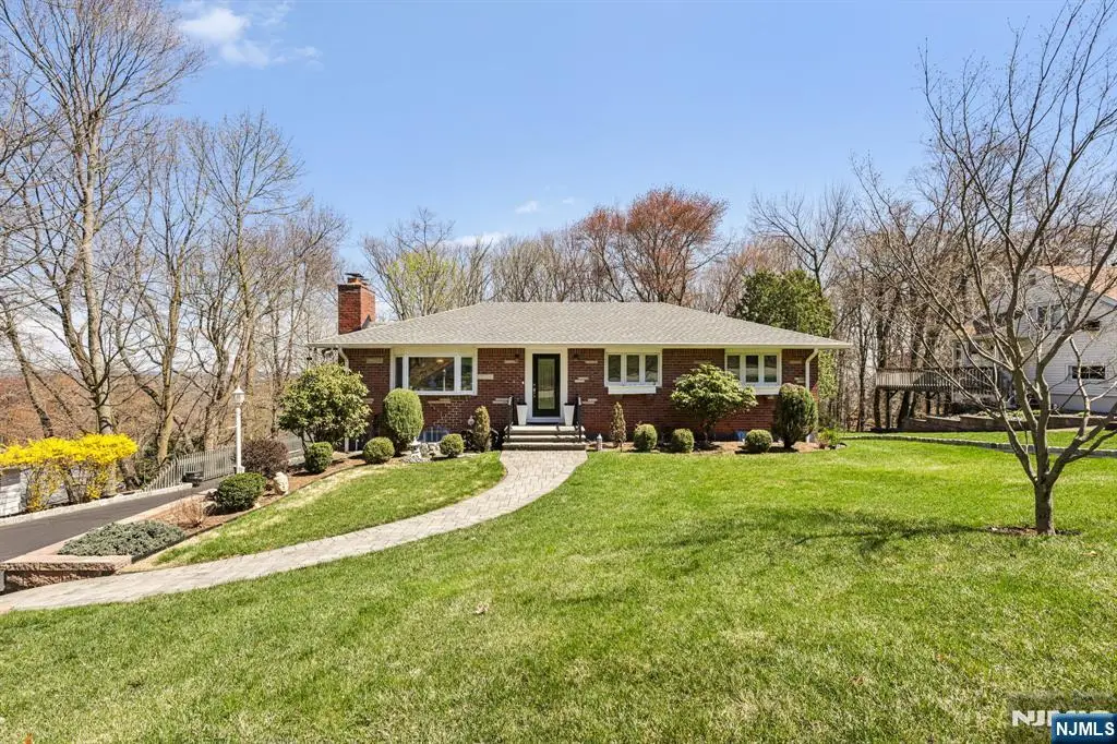 191 Hillcrest Avenue, Hawthorne, NJ 07506 - #1