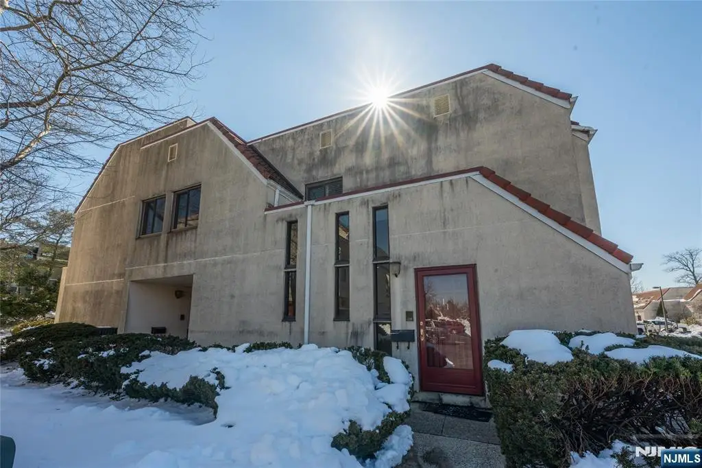 11 Cerone Court, West Orange, NJ 07052 - #1