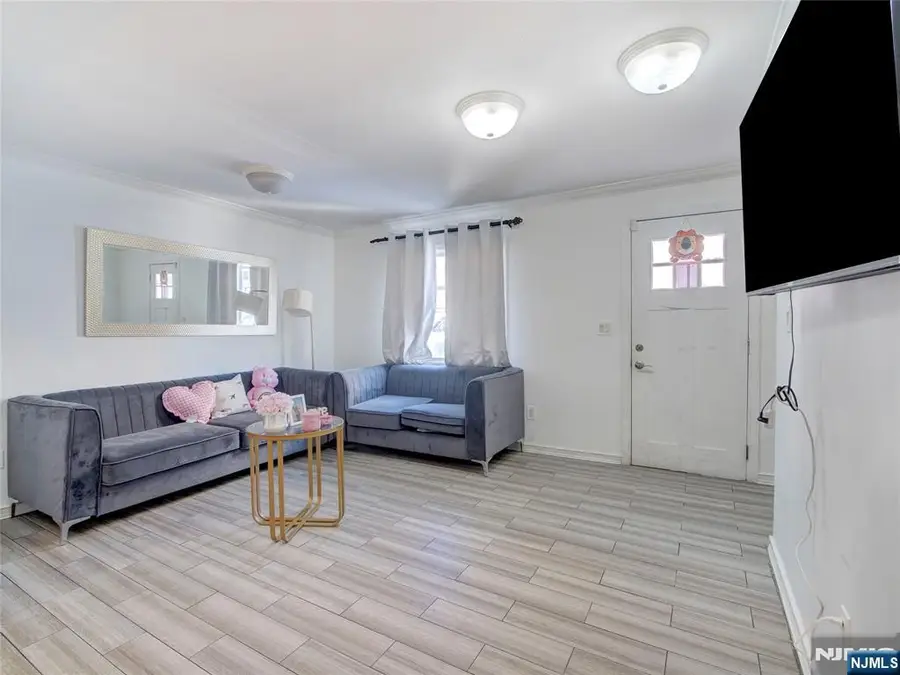 118 Carlisle Avenue, Paterson, NJ 07501 - #2