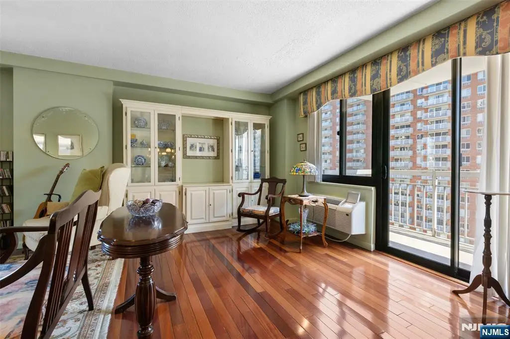 151 Prospect Avenue 9D, Hackensack, NJ 07601 - #1