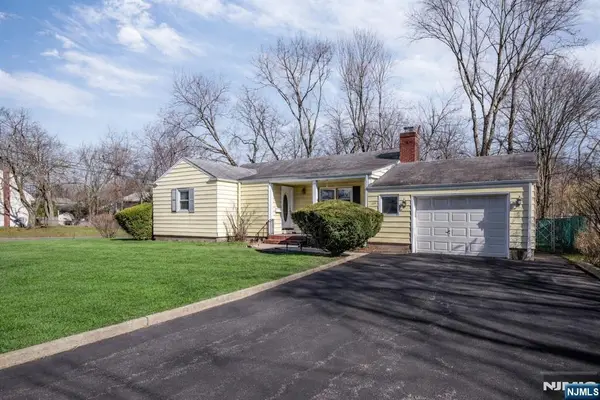 704 Evans Street, Paramus, NJ 07652