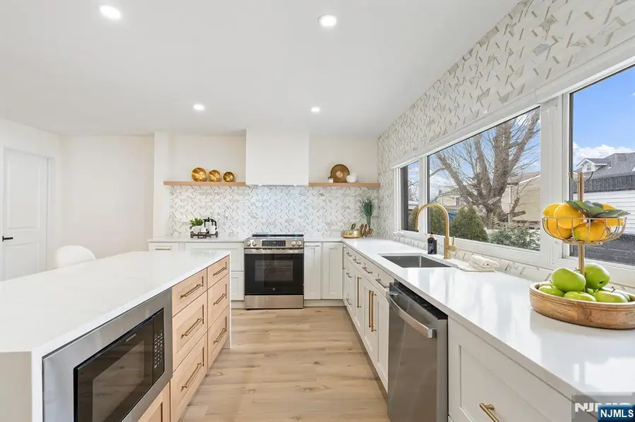 290 Queen Anne Road, Teaneck, NJ 07666 - #3