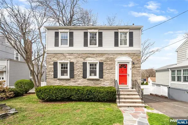 5 Northview Terrace, Maplewood, NJ 07040