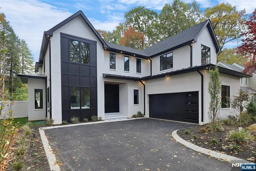 84 Depeyster Avenue, Tenafly, NJ 07670 - #2