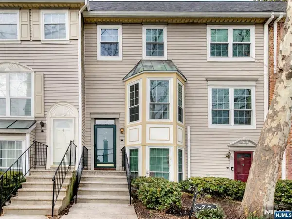 77 Howard Street, Newark, NJ 07103