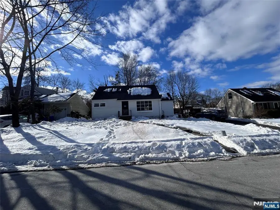 231 Spruce Street, Midland Park, NJ 07432 - #2