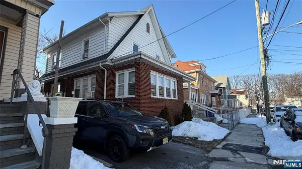 19 Stockman Place, Irvington, NJ 07111