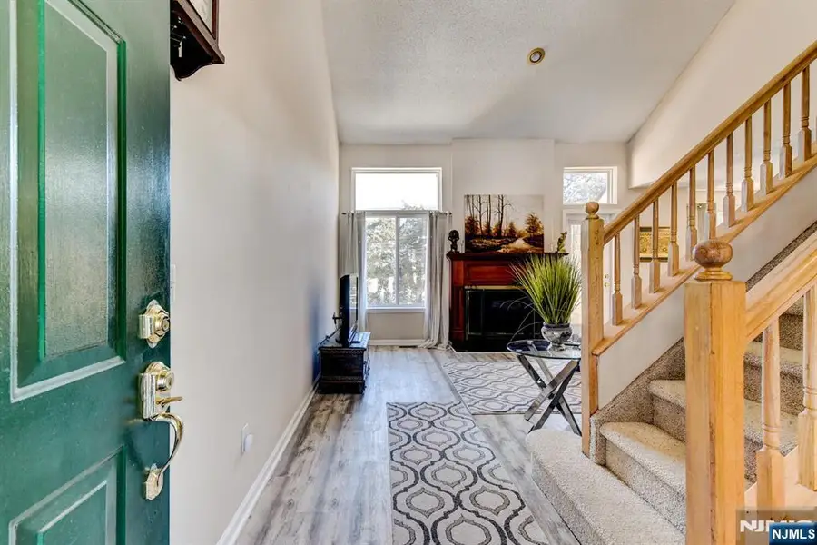 5 Sugar Maple Lane, Hamburg, NJ 07419 - #3