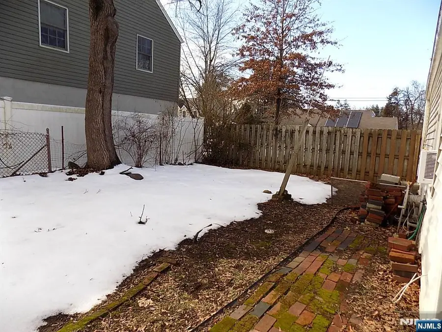 21 Romondt Road, Pequannock, NJ 07444 - #2