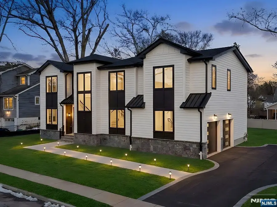 311 Walnut Street, Township Of Washington, NJ 07676 - #3