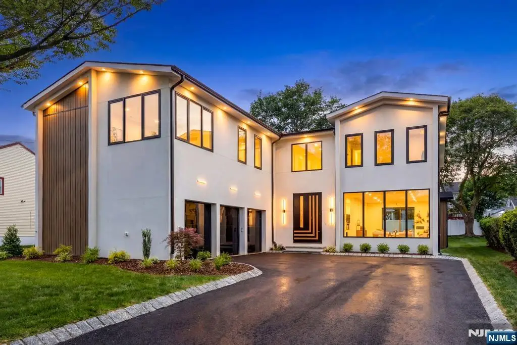 210 Hillcrest Drive, Paramus, NJ 07652 - #1